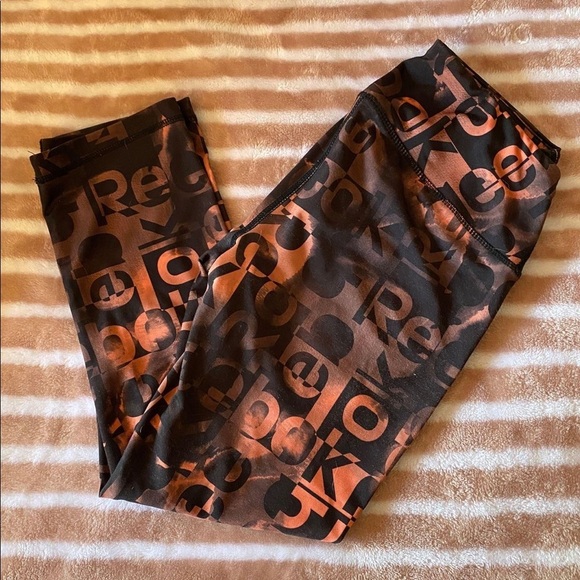 Reebok Cropped Leggings - Picture 6 of 6